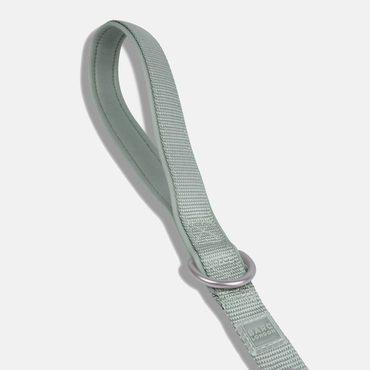 Pistachio Green Essential Adjustable Lead